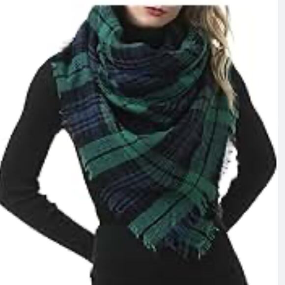Plaid Blanket Scarf Wrap Blue Green Fringed 54x52 Acrylic Soft Cozy Versatile - Picture 2 of 8